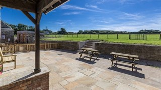 Hardingsdown Bunkhouse Outside