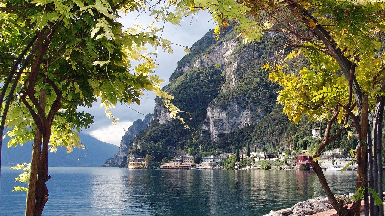 lake garda