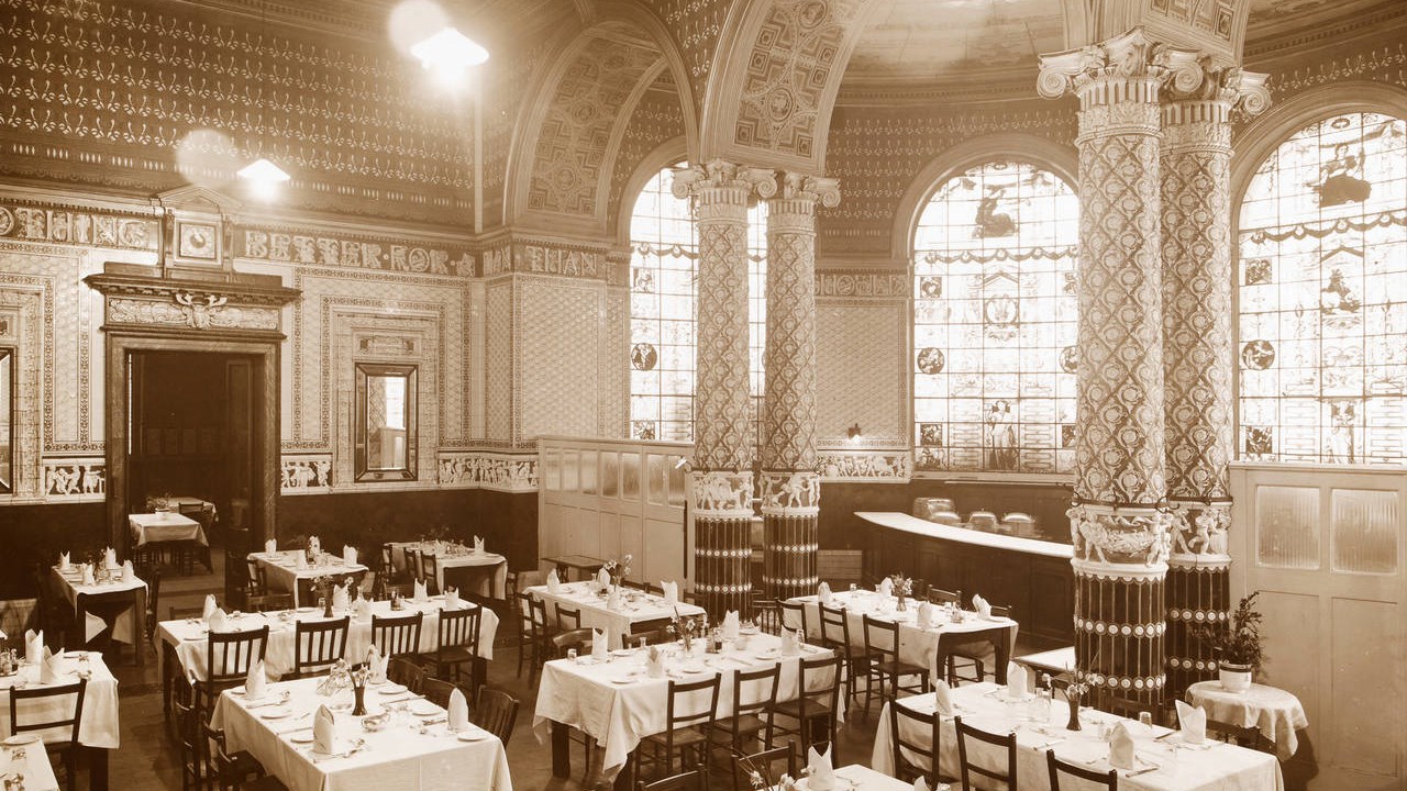 V& A gambleroomold cafe