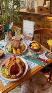 Mr Fogg's botanical Tavern 2