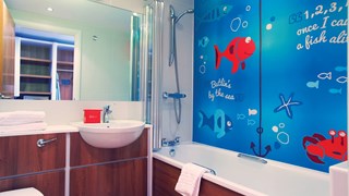 Butlins Hotel Bathroom Bognor Regis