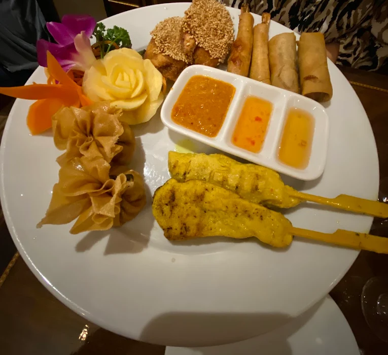 Thai Balcony4