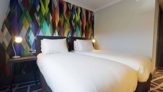 Village Hotel Bracknell4