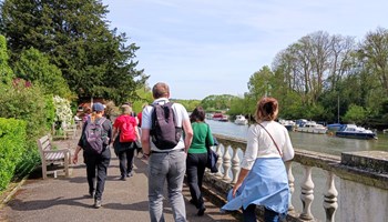 Walking with Linda : 7 mile, London Charing Cross Circular Walk & Kensington Palace.
