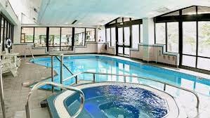 crowne plaza stratford