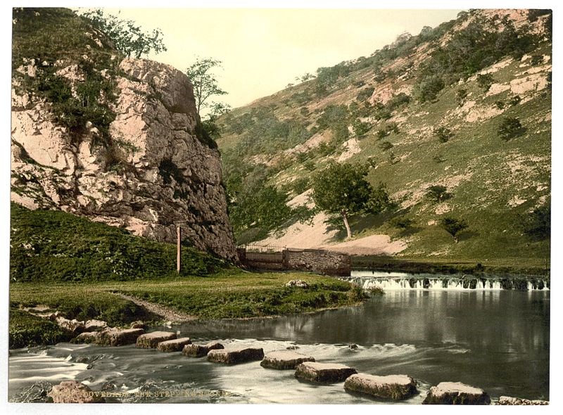 Dovedale, steppingstones,
