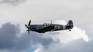 supermarinespitfire73366161280