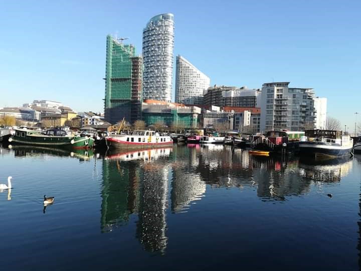 Wapping to Hoxton Linda