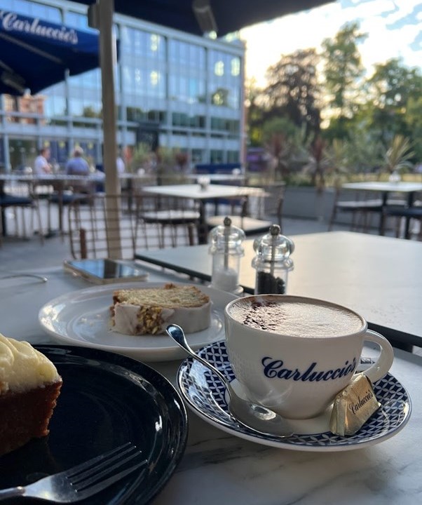 Carluccio's Reading5