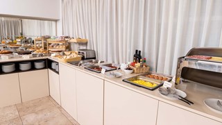 Hotel comolake como breakfast