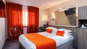 hotel monople bedroom