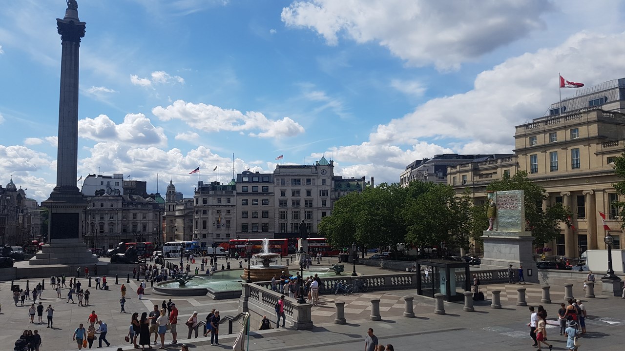 trafalgar square 4