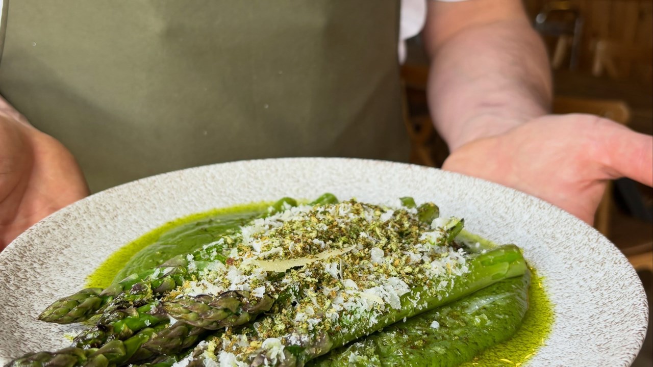 Groobarb Asparagus