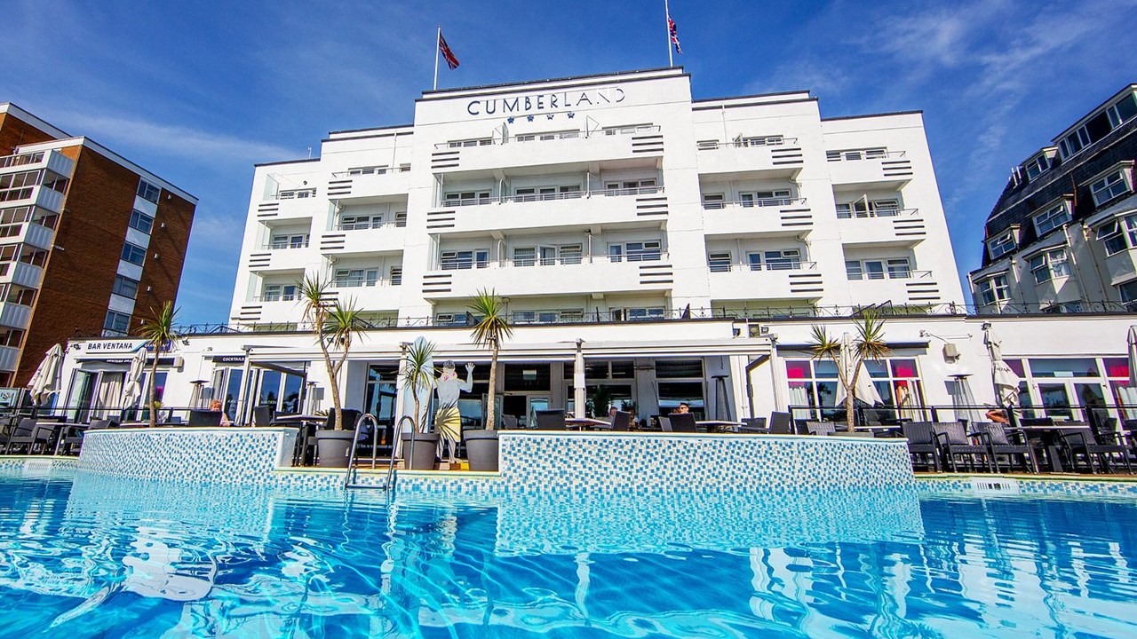Cumberland Hotel