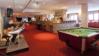 hotellesmelezeslesarcs bar