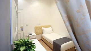 hotel Vergilius BilliaNaples single