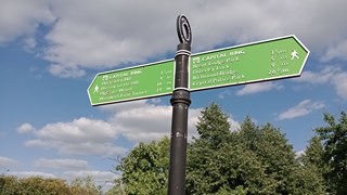 5SECTIONS 7 (RICHMOND TO OSTERLEY LOCK 5 MILES) AND 8 (OSTERLEY LOCK TO GREENFORD 5 MILES).