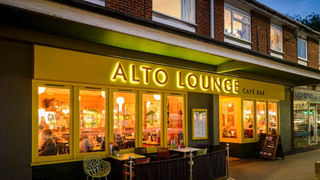 Alto Lounge Caversham
