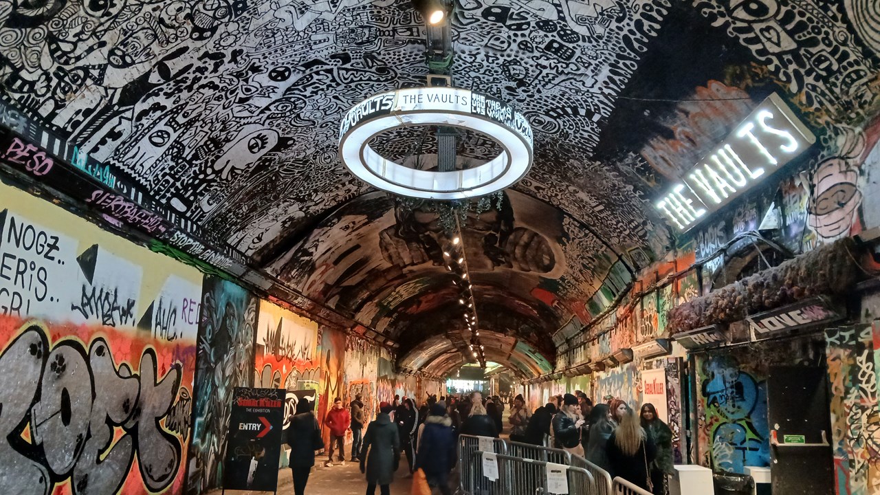 1 Blackfriars to Elephant & Castle walk
