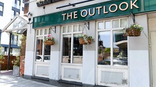 The Outlook Reading7