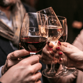 wine tasting page pic cheers