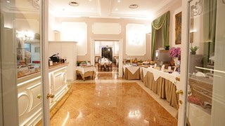 hotel Vergilius BilliaNaples restaurant