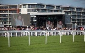 olly murs newbury races2