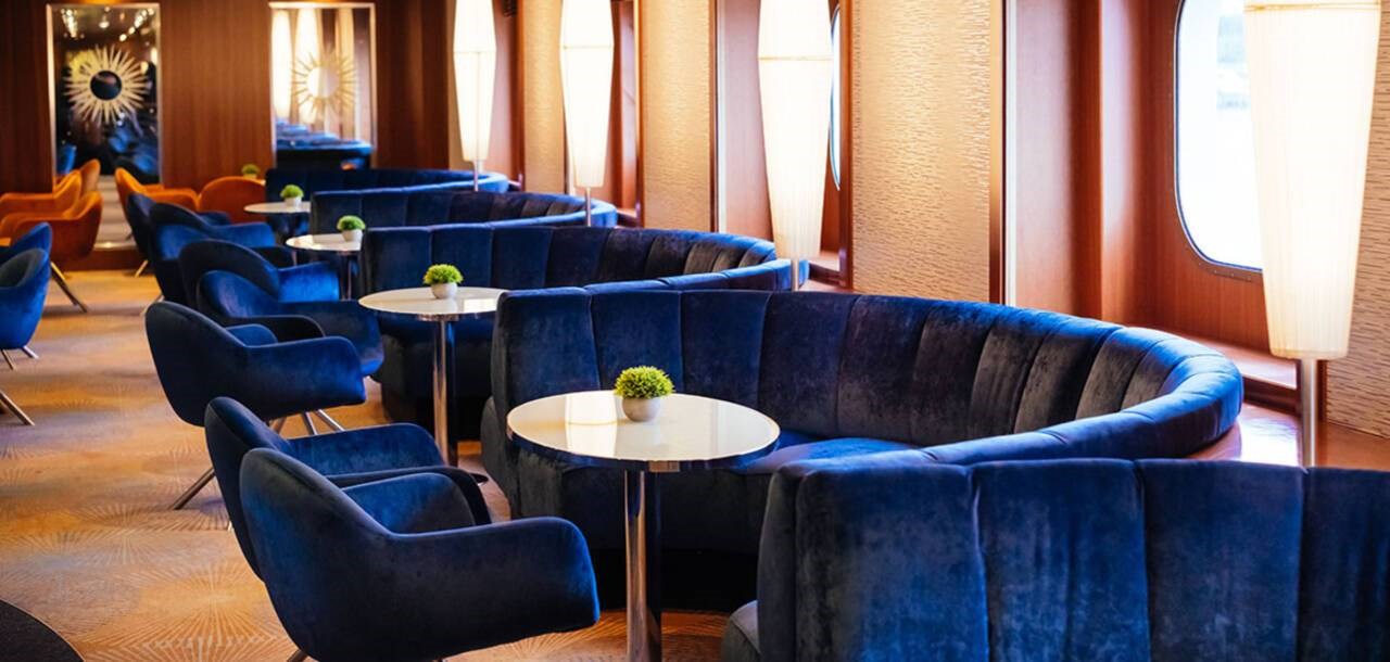 Ambition Cruise Clifton Lounge