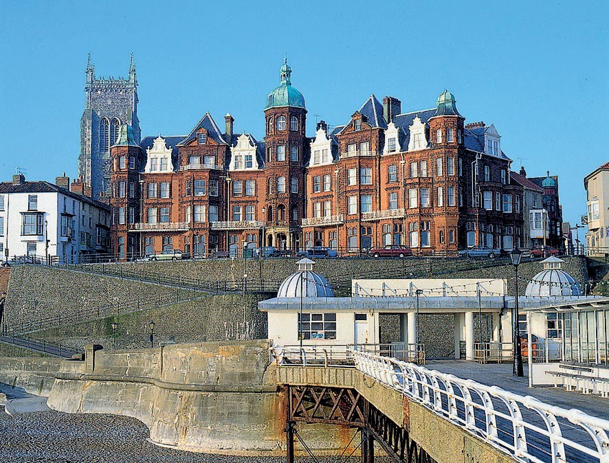 Walking Cromer