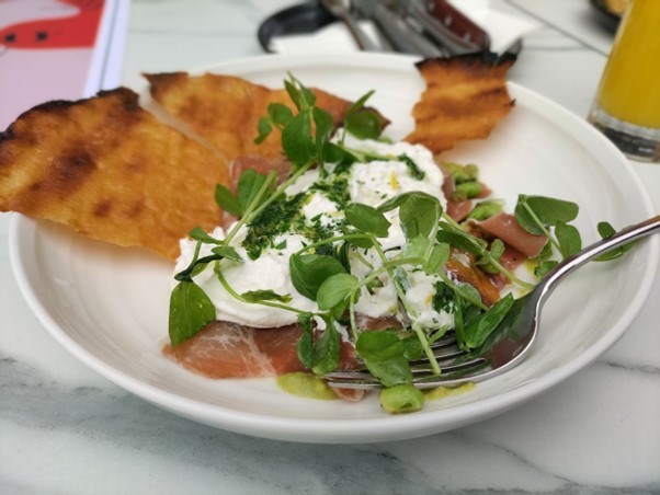 Carluccio's Reading3