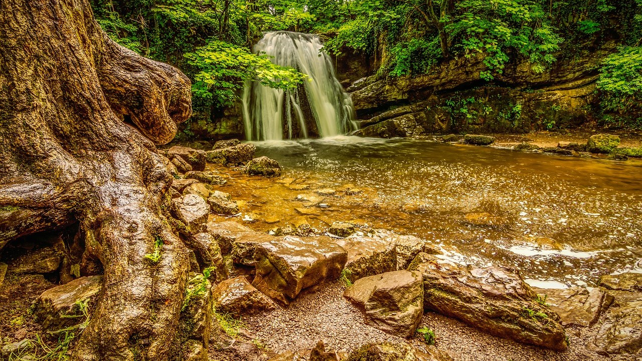 Janets Foss Malham North Yorkshire