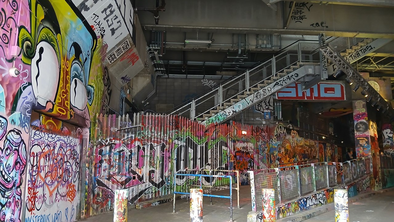 12 Blackfriars to Elephant & Castle walk